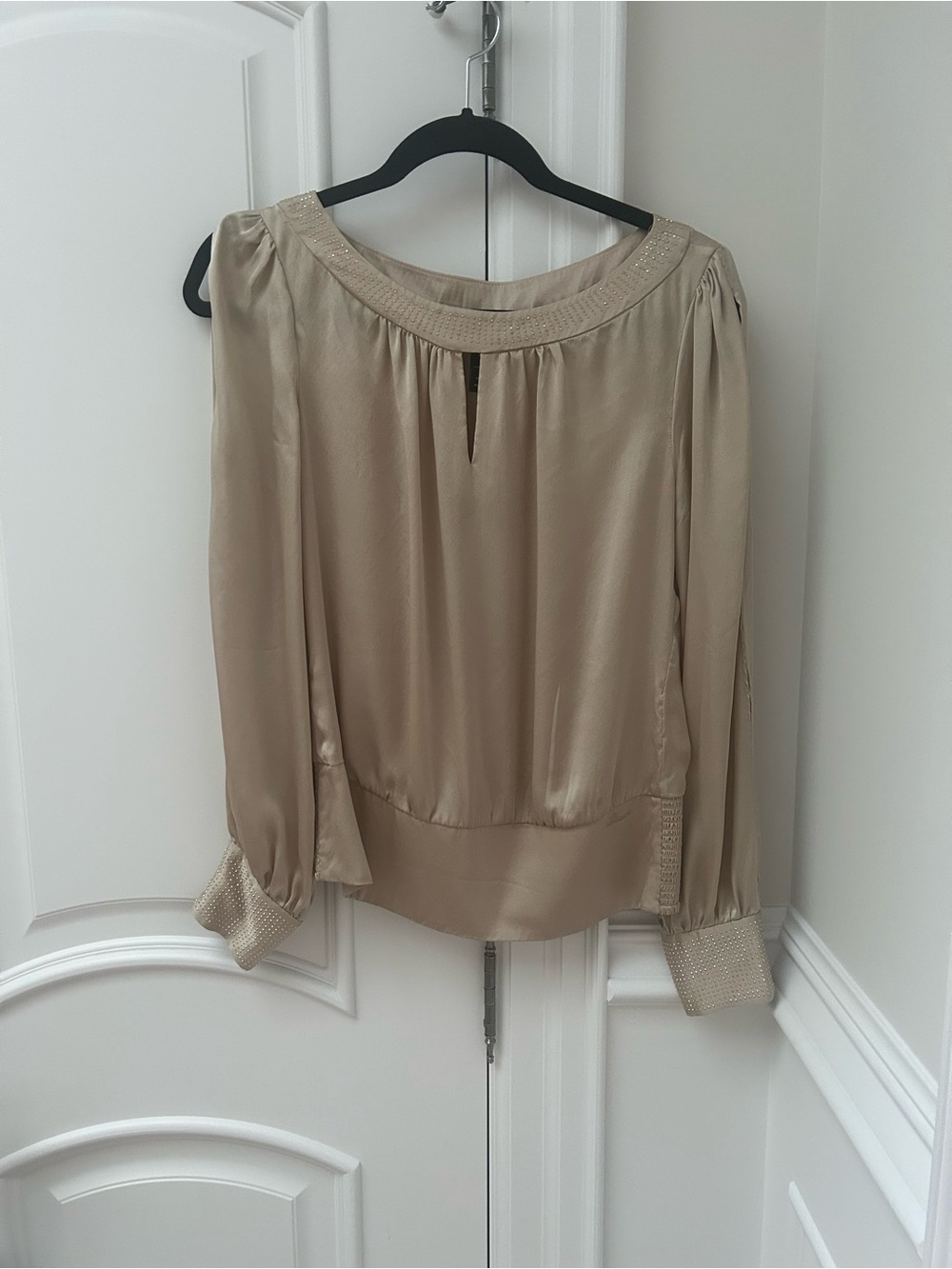Women's Silk Long-Sleeve Blouse in Champagne
